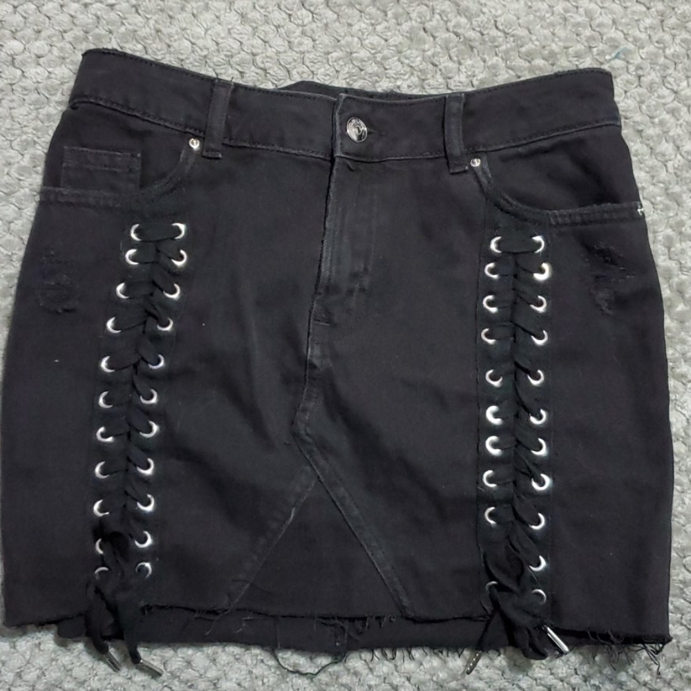 Denim black skirt